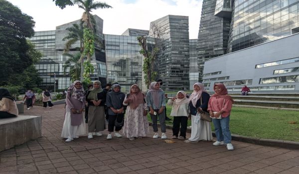 Tim Riset MTsN 7 Lima Puluh Kota ikuti tour Edukatif Spesial ke Universitas Indonesia
